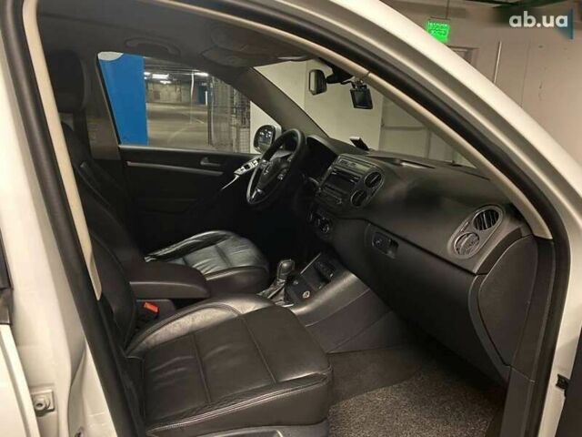 Фольксваген Тігуан, об'ємом двигуна 2 л та пробігом 181 тис. км за 16000 $, фото 18 на Automoto.ua