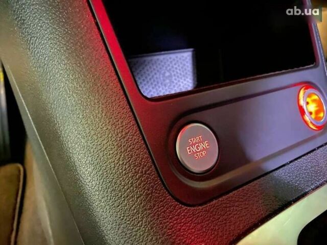 Фольксваген Тігуан, об'ємом двигуна 2 л та пробігом 193 тис. км за 16000 $, фото 21 на Automoto.ua