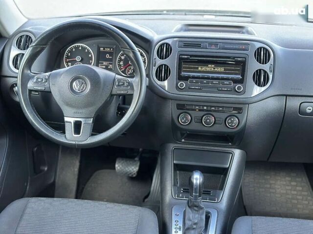 Фольксваген Тигуан, объемом двигателя 2 л и пробегом 263 тыс. км за 9500 $, фото 22 на Automoto.ua