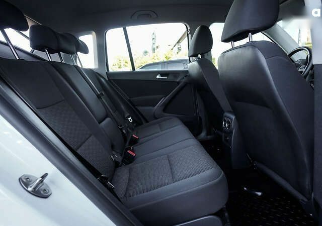 Фольксваген Тигуан, объемом двигателя 2 л и пробегом 77 тыс. км за 17587 $, фото 5 на Automoto.ua