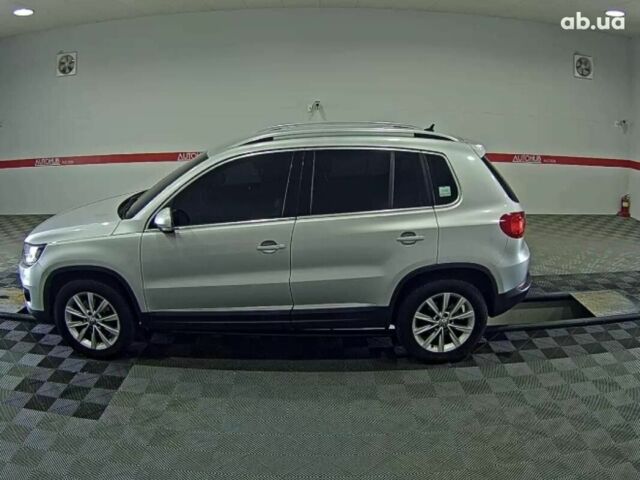 Фольксваген Тігуан, об'ємом двигуна 0 л та пробігом 214 тис. км за 17800 $, фото 2 на Automoto.ua