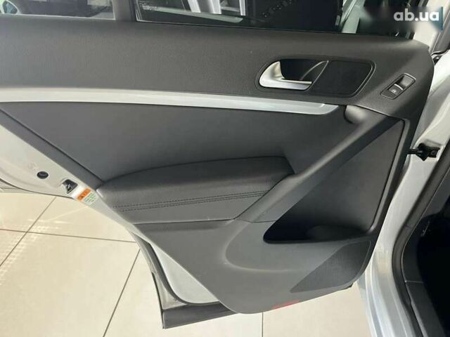 Фольксваген Тигуан, объемом двигателя 2 л и пробегом 214 тыс. км за 15200 $, фото 19 на Automoto.ua