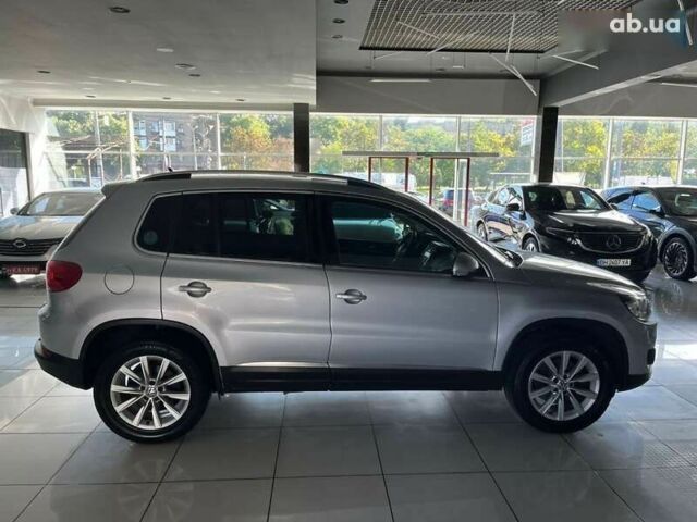 Фольксваген Тігуан, об'ємом двигуна 2 л та пробігом 214 тис. км за 15200 $, фото 4 на Automoto.ua