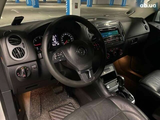 Фольксваген Тігуан, об'ємом двигуна 2 л та пробігом 181 тис. км за 16000 $, фото 9 на Automoto.ua