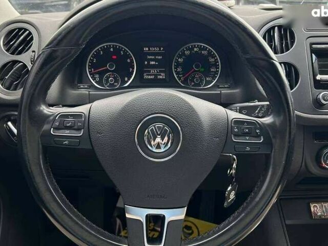 Фольксваген Тігуан, об'ємом двигуна 2 л та пробігом 260 тис. км за 13900 $, фото 8 на Automoto.ua