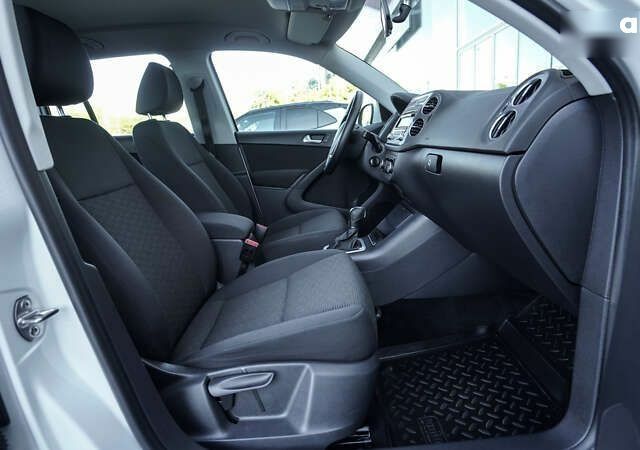 Фольксваген Тигуан, объемом двигателя 2 л и пробегом 77 тыс. км за 17587 $, фото 6 на Automoto.ua