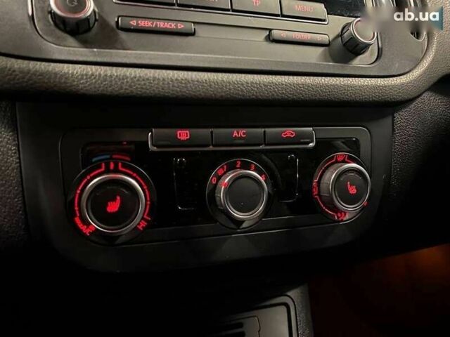 Фольксваген Тігуан, об'ємом двигуна 2 л та пробігом 181 тис. км за 16000 $, фото 13 на Automoto.ua