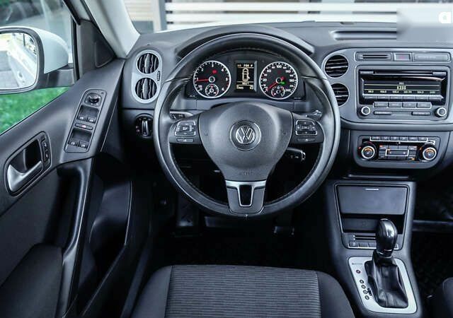 Фольксваген Тигуан, объемом двигателя 2 л и пробегом 77 тыс. км за 17587 $, фото 10 на Automoto.ua