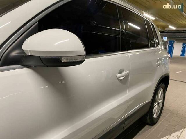 Фольксваген Тігуан, об'ємом двигуна 2 л та пробігом 193 тис. км за 16000 $, фото 3 на Automoto.ua