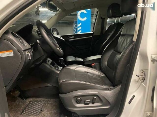 Фольксваген Тигуан, объемом двигателя 2 л и пробегом 181 тыс. км за 16000 $, фото 16 на Automoto.ua