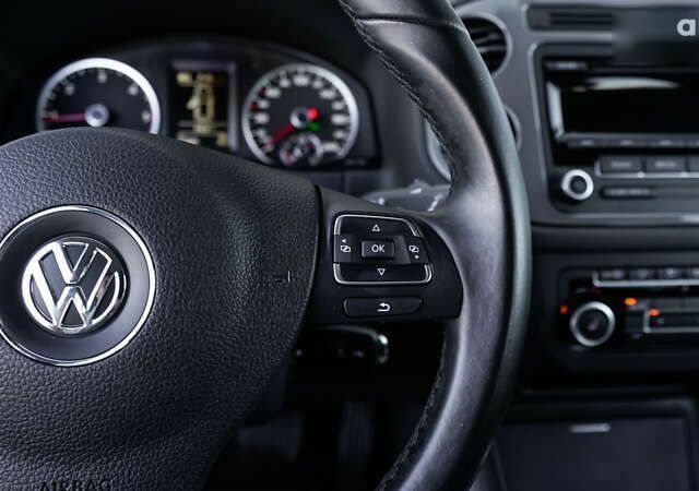 Фольксваген Тигуан, объемом двигателя 2 л и пробегом 77 тыс. км за 17587 $, фото 18 на Automoto.ua