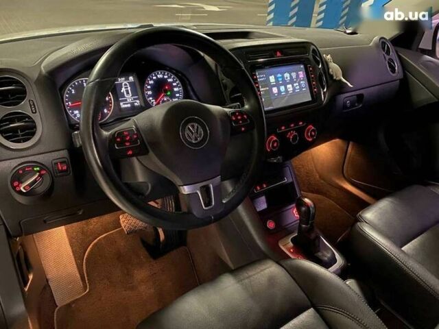 Фольксваген Тігуан, об'ємом двигуна 2 л та пробігом 193 тис. км за 16000 $, фото 17 на Automoto.ua