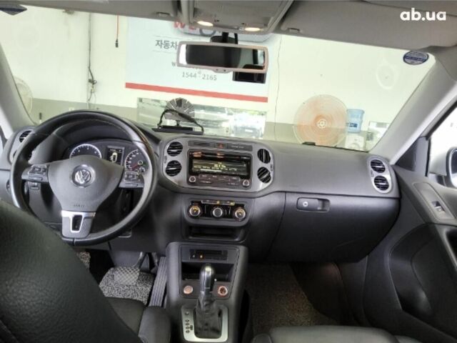 Фольксваген Тігуан, об'ємом двигуна 0 л та пробігом 214 тис. км за 17800 $, фото 7 на Automoto.ua