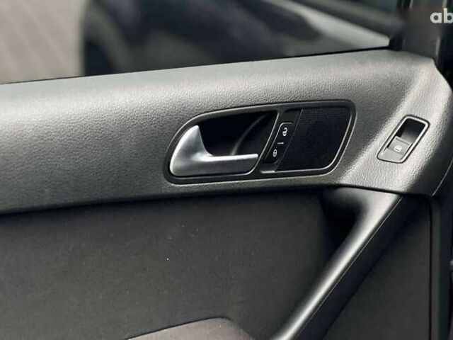 Фольксваген Тігуан, об'ємом двигуна 2 л та пробігом 260 тис. км за 13900 $, фото 13 на Automoto.ua