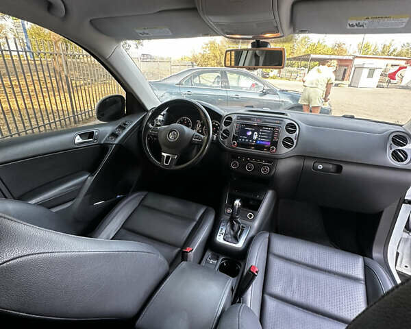 Фольксваген Тигуан, объемом двигателя 1.98 л и пробегом 285 тыс. км за 12900 $, фото 16 на Automoto.ua