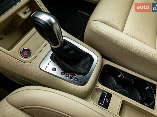 Фольксваген Тигуан, объемом двигателя 2 л и пробегом 178 тыс. км за 12529 $, фото 17 на Automoto.ua