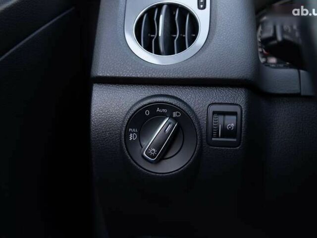 Фольксваген Тигуан, объемом двигателя 2 л и пробегом 68 тыс. км за 15000 $, фото 18 на Automoto.ua