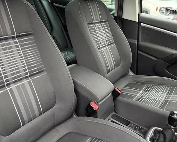 Фольксваген Тігуан, об'ємом двигуна 2 л та пробігом 171 тис. км за 16800 $, фото 22 на Automoto.ua