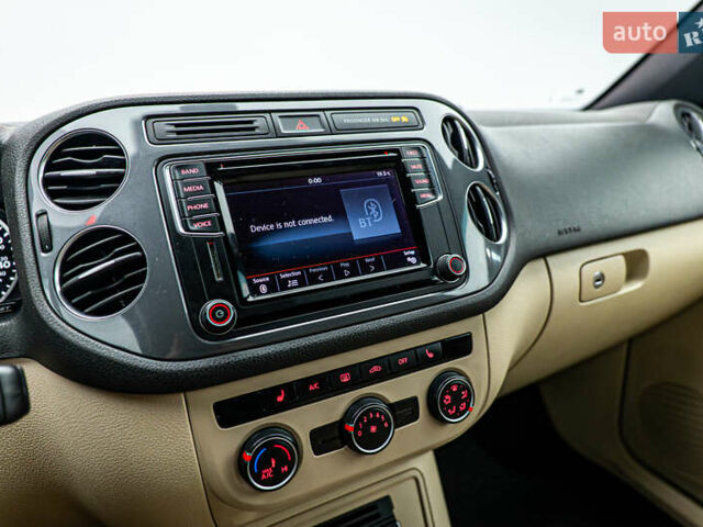 Фольксваген Тигуан, объемом двигателя 2 л и пробегом 178 тыс. км за 12529 $, фото 15 на Automoto.ua