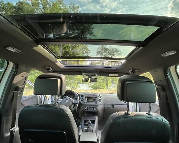 Фольксваген Тигуан, объемом двигателя 1.39 л и пробегом 300 тыс. км за 16600 $, фото 10 на Automoto.ua