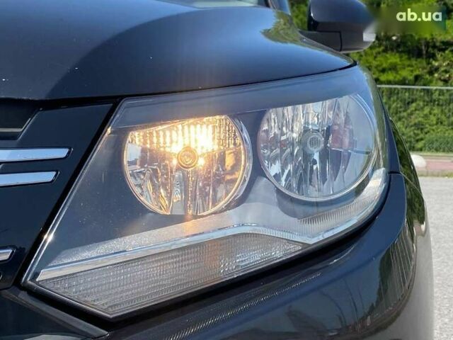 Фольксваген Тігуан, об'ємом двигуна 2 л та пробігом 130 тис. км за 12990 $, фото 6 на Automoto.ua