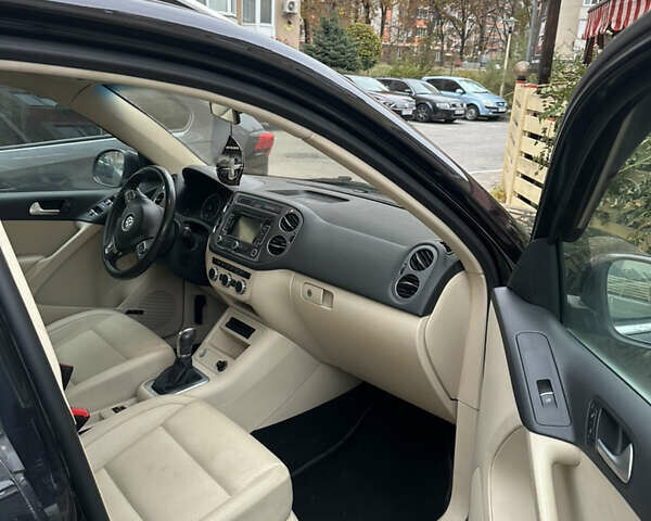 Фольксваген Тигуан, объемом двигателя 2 л и пробегом 118 тыс. км за 12900 $, фото 11 на Automoto.ua