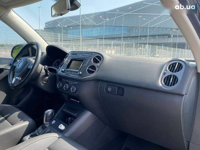 Фольксваген Тігуан, об'ємом двигуна 2 л та пробігом 130 тис. км за 12990 $, фото 16 на Automoto.ua