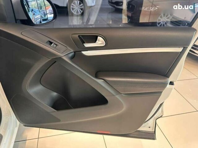 Фольксваген Тігуан, об'ємом двигуна 2 л та пробігом 152 тис. км за 17500 $, фото 23 на Automoto.ua