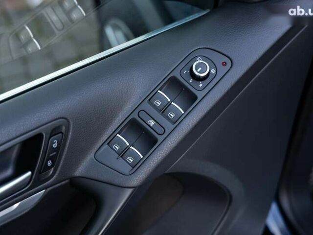 Фольксваген Тигуан, объемом двигателя 2 л и пробегом 68 тыс. км за 15000 $, фото 14 на Automoto.ua