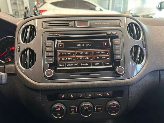 Фольксваген Тігуан, об'ємом двигуна 2 л та пробігом 152 тис. км за 17500 $, фото 15 на Automoto.ua