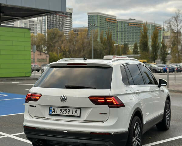 Фольксваген Тигуан, объемом двигателя 1.98 л и пробегом 198 тыс. км за 23500 $, фото 4 на Automoto.ua