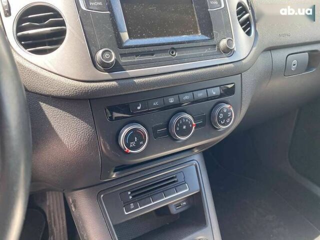 Фольксваген Тигуан, объемом двигателя 2 л и пробегом 99 тыс. км за 12300 $, фото 14 на Automoto.ua