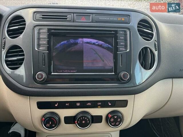 Фольксваген Тігуан, об'ємом двигуна 2 л та пробігом 77 тис. км за 3000 $, фото 9 на Automoto.ua