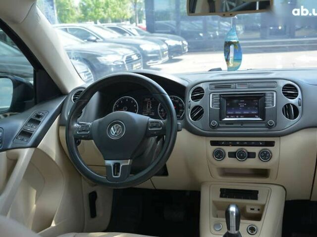 Фольксваген Тигуан, объемом двигателя 2 л и пробегом 170 тыс. км за 11000 $, фото 14 на Automoto.ua