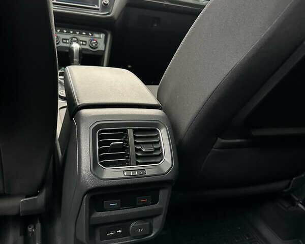 Фольксваген Тигуан, объемом двигателя 1.98 л и пробегом 198 тыс. км за 23500 $, фото 13 на Automoto.ua