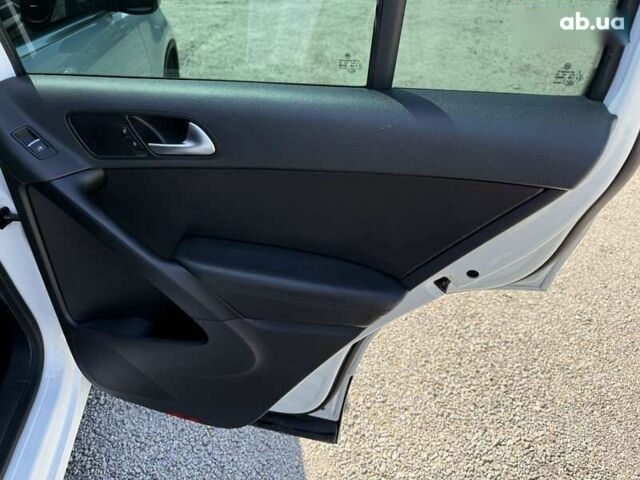 Фольксваген Тігуан, об'ємом двигуна 2 л та пробігом 154 тис. км за 14500 $, фото 12 на Automoto.ua