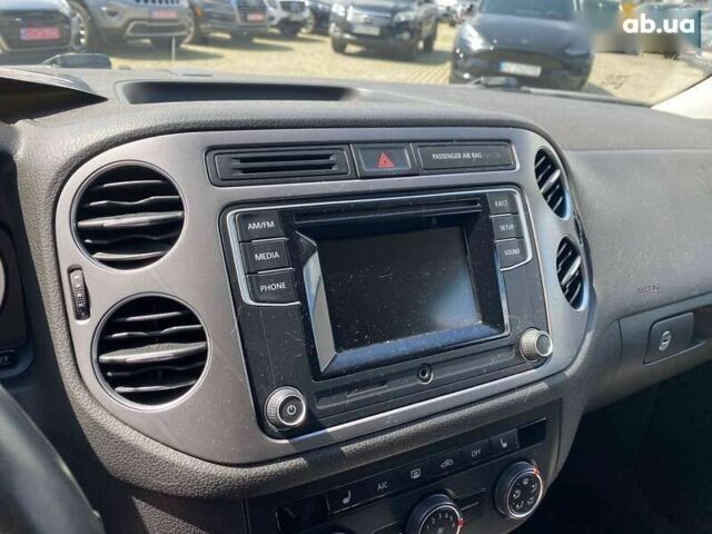 Фольксваген Тигуан, объемом двигателя 2 л и пробегом 99 тыс. км за 12300 $, фото 13 на Automoto.ua