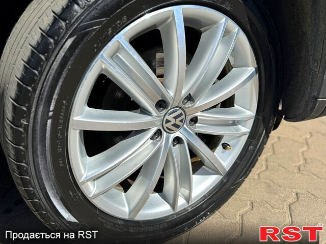 Фольксваген Тігуан, об'ємом двигуна 2 л та пробігом 180 тис. км за 13700 $, фото 4 на Automoto.ua