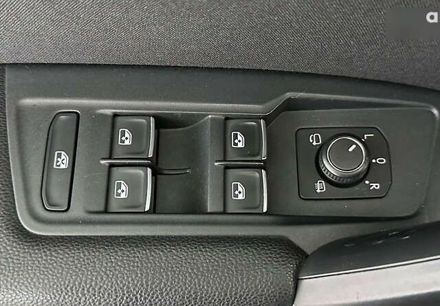 Фольксваген Тігуан, об'ємом двигуна 2 л та пробігом 178 тис. км за 24950 $, фото 22 на Automoto.ua