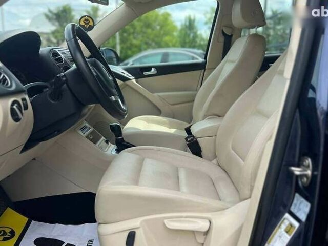 Фольксваген Тигуан, объемом двигателя 2 л и пробегом 129 тыс. км за 14000 $, фото 11 на Automoto.ua