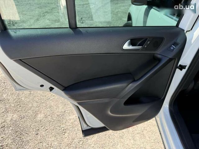 Фольксваген Тігуан, об'ємом двигуна 2 л та пробігом 154 тис. км за 14500 $, фото 11 на Automoto.ua
