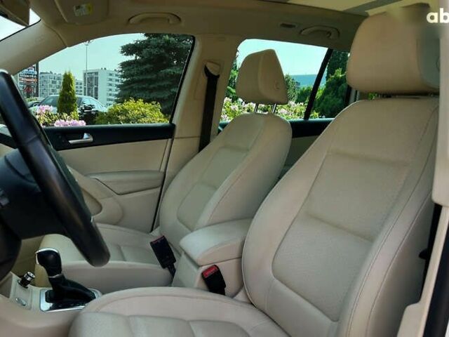 Фольксваген Тигуан, объемом двигателя 2 л и пробегом 125 тыс. км за 15900 $, фото 13 на Automoto.ua