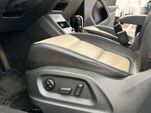 Фольксваген Тігуан, об'ємом двигуна 2 л та пробігом 125 тис. км за 13500 $, фото 16 на Automoto.ua