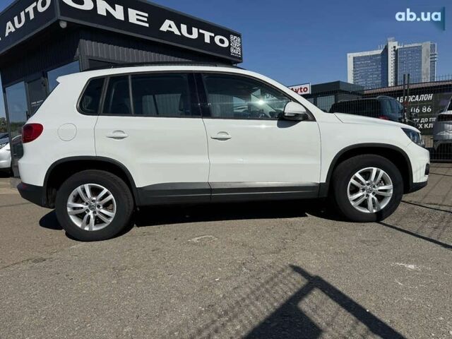 Фольксваген Тігуан, об'ємом двигуна 2 л та пробігом 105 тис. км за 14490 $, фото 4 на Automoto.ua