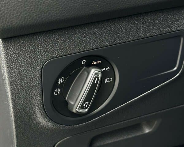 Фольксваген Тигуан, объемом двигателя 2 л и пробегом 181 тыс. км за 22300 $, фото 7 на Automoto.ua