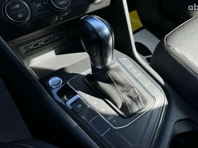 Фольксваген Тигуан, объемом двигателя 2 л и пробегом 123 тыс. км за 20900 $, фото 21 на Automoto.ua