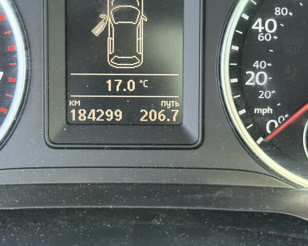 Фольксваген Тігуан, об'ємом двигуна 2.01 л та пробігом 184 тис. км за 13200 $, фото 10 на Automoto.ua