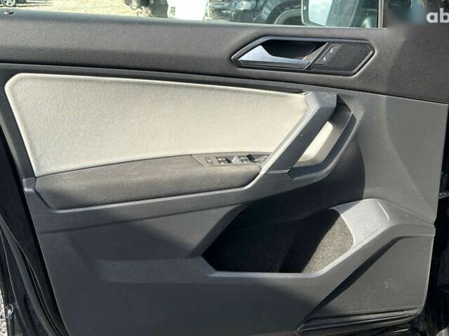 Фольксваген Тигуан, объемом двигателя 2 л и пробегом 42 тыс. км за 17000 $, фото 27 на Automoto.ua