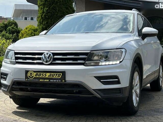 Фольксваген Тигуан, объемом двигателя 2 л и пробегом 111 тыс. км за 17900 $, фото 1 на Automoto.ua