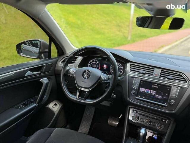 Фольксваген Тігуан, об'ємом двигуна 2 л та пробігом 185 тис. км за 24900 $, фото 28 на Automoto.ua